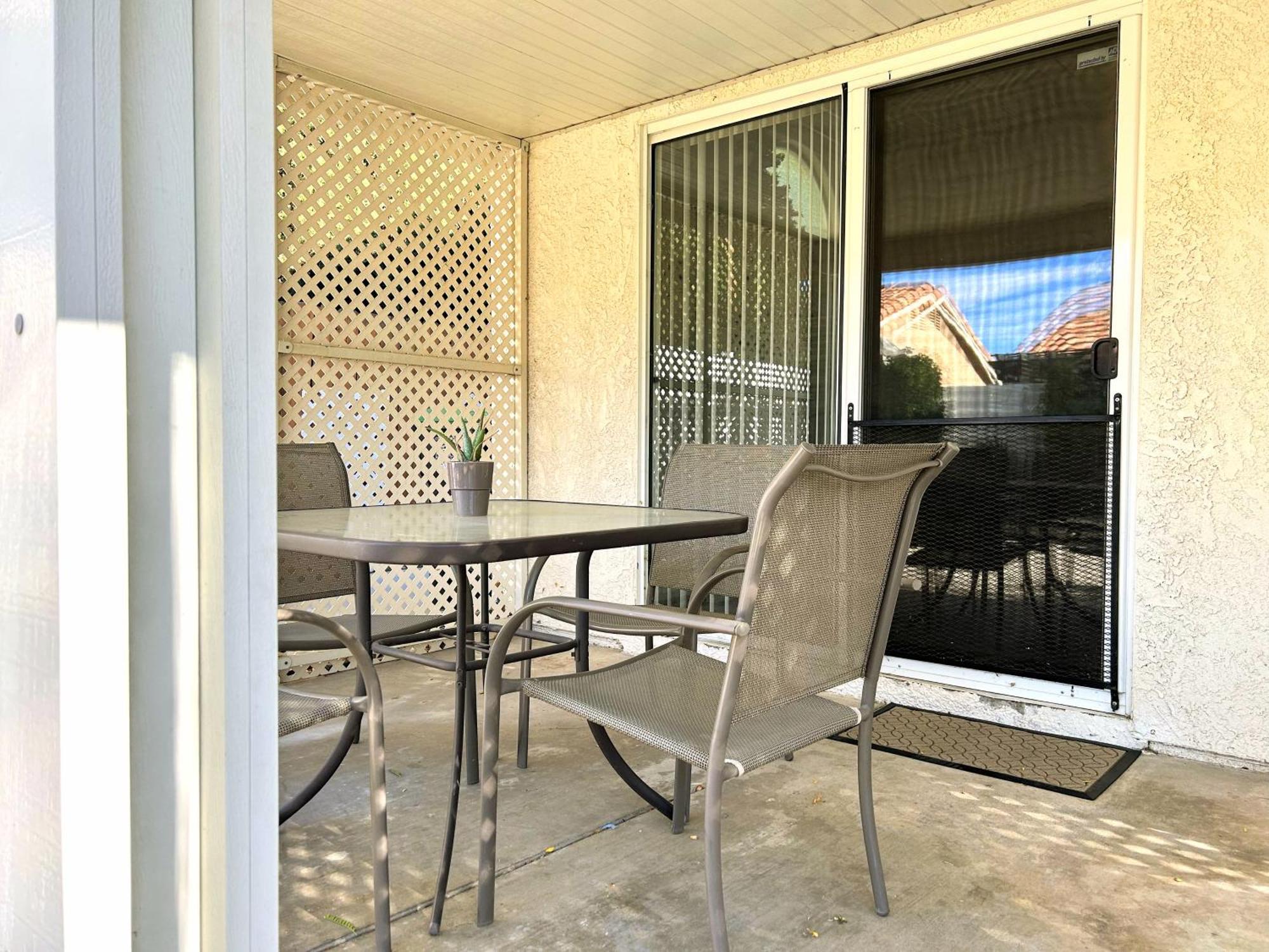 Golden Saddle Suite With Tv And Private Bathroom Hemet Exterior photo