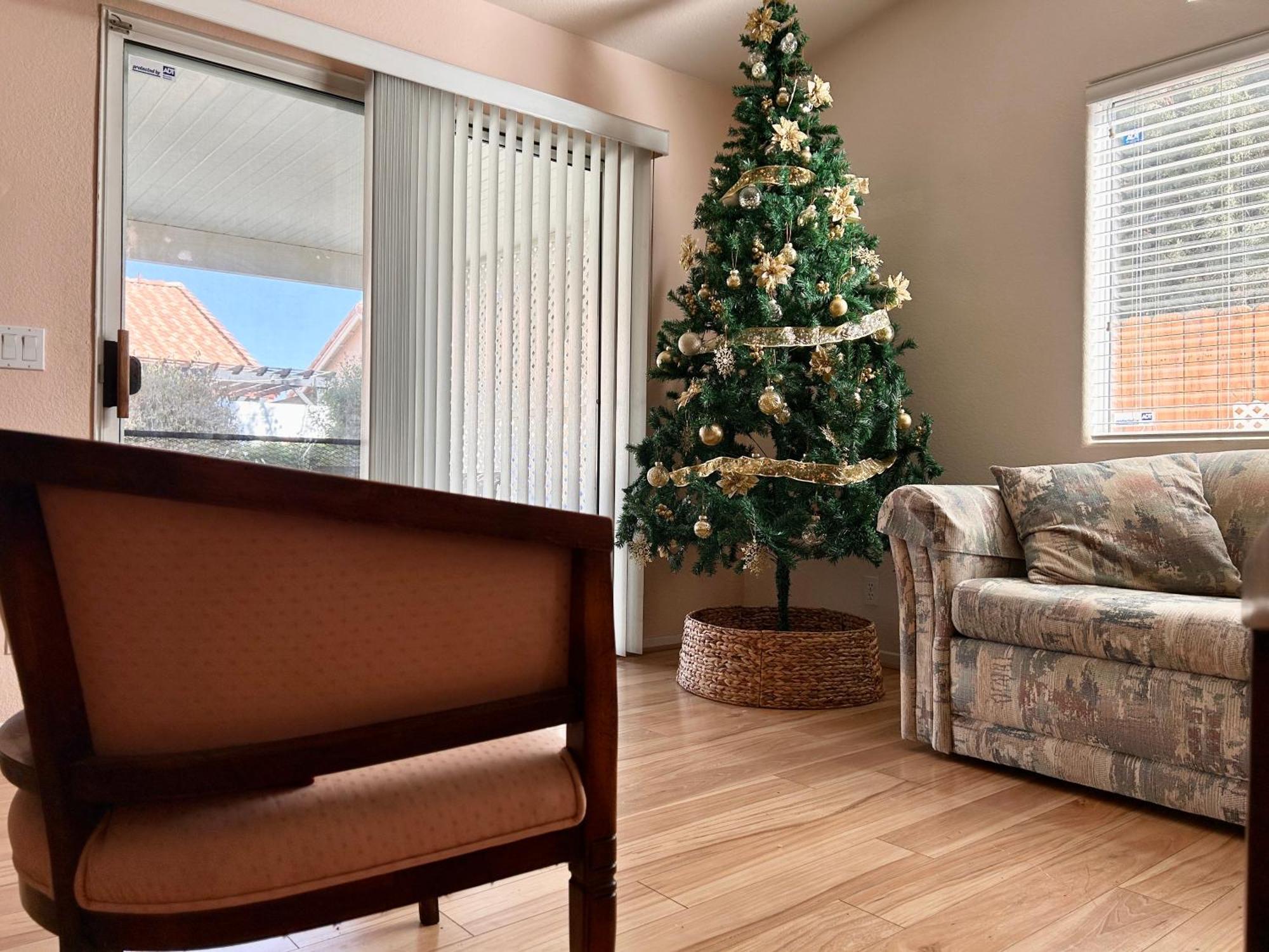 Golden Saddle Suite With Tv And Private Bathroom Hemet Exterior photo